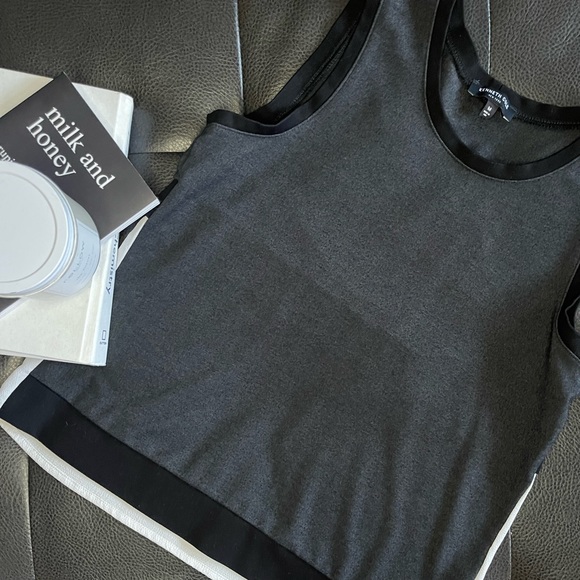 Kenneth Cole tank top - Picture 2 of 3